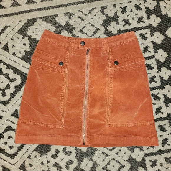 FREE PEOPLE Corduroy Skirt Size 2 - Picture 2 of 4